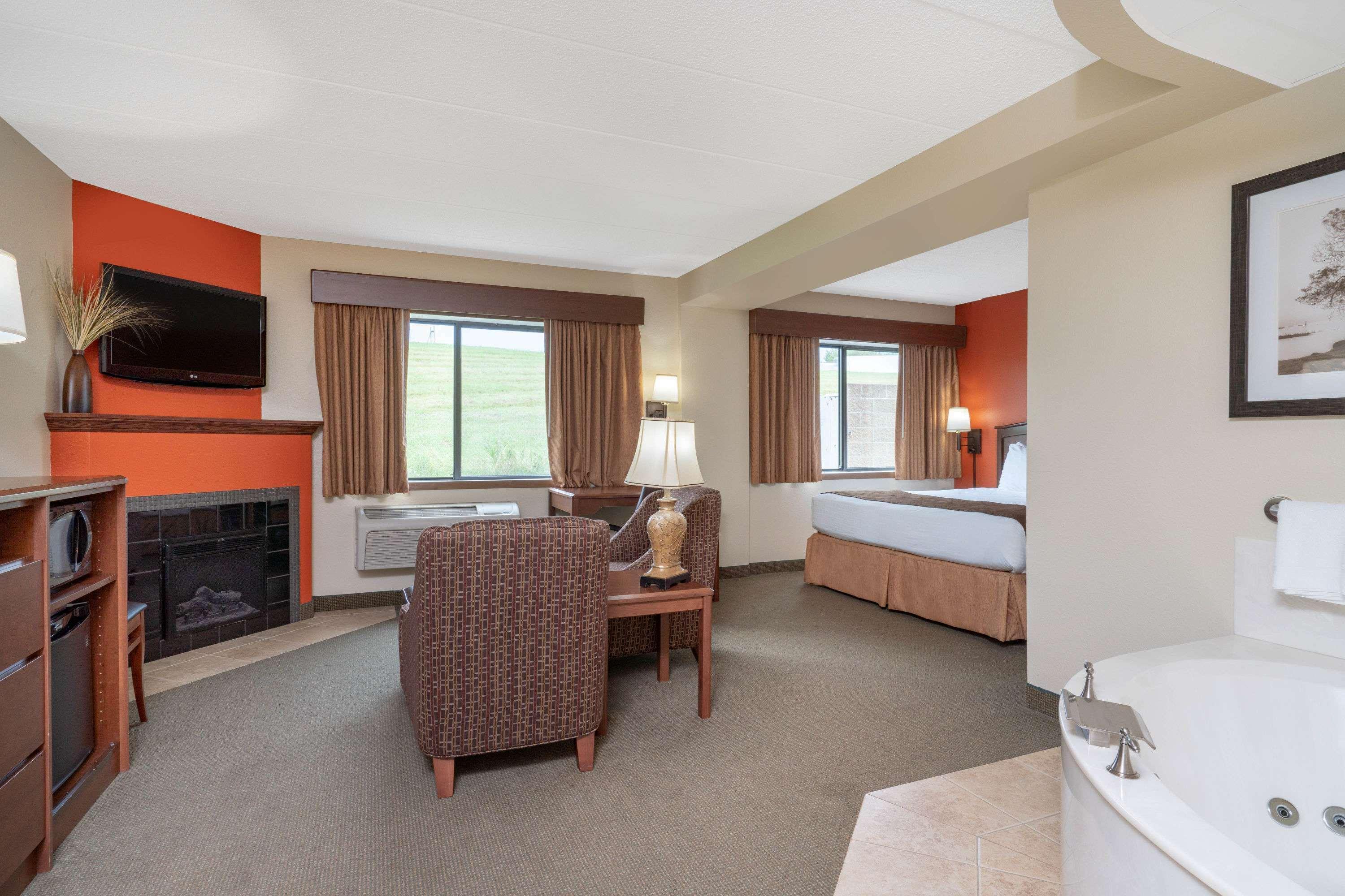 Americinn By Wyndham Sauk Centre Zewnętrze zdjęcie