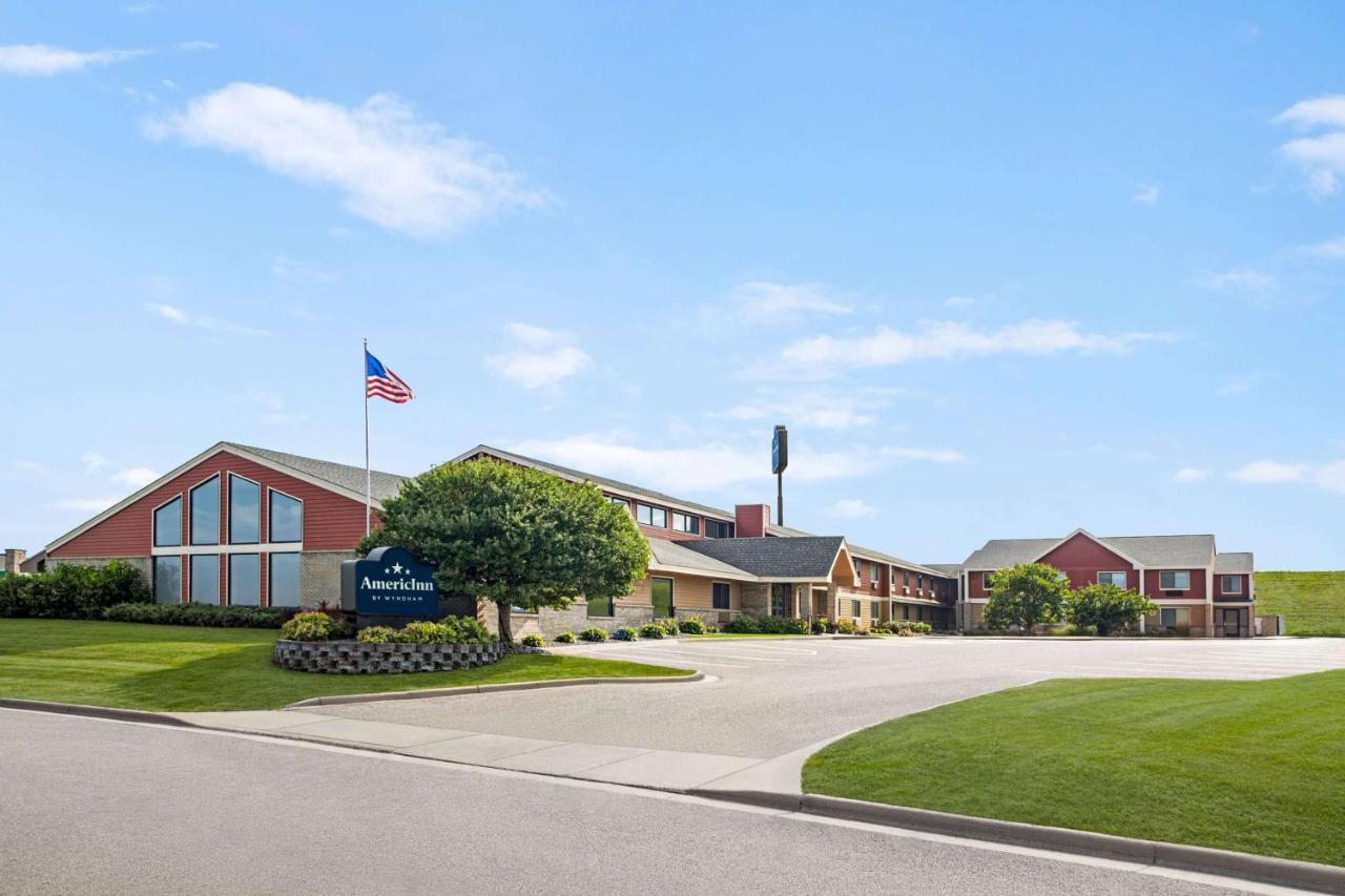 Americinn By Wyndham Sauk Centre Zewnętrze zdjęcie