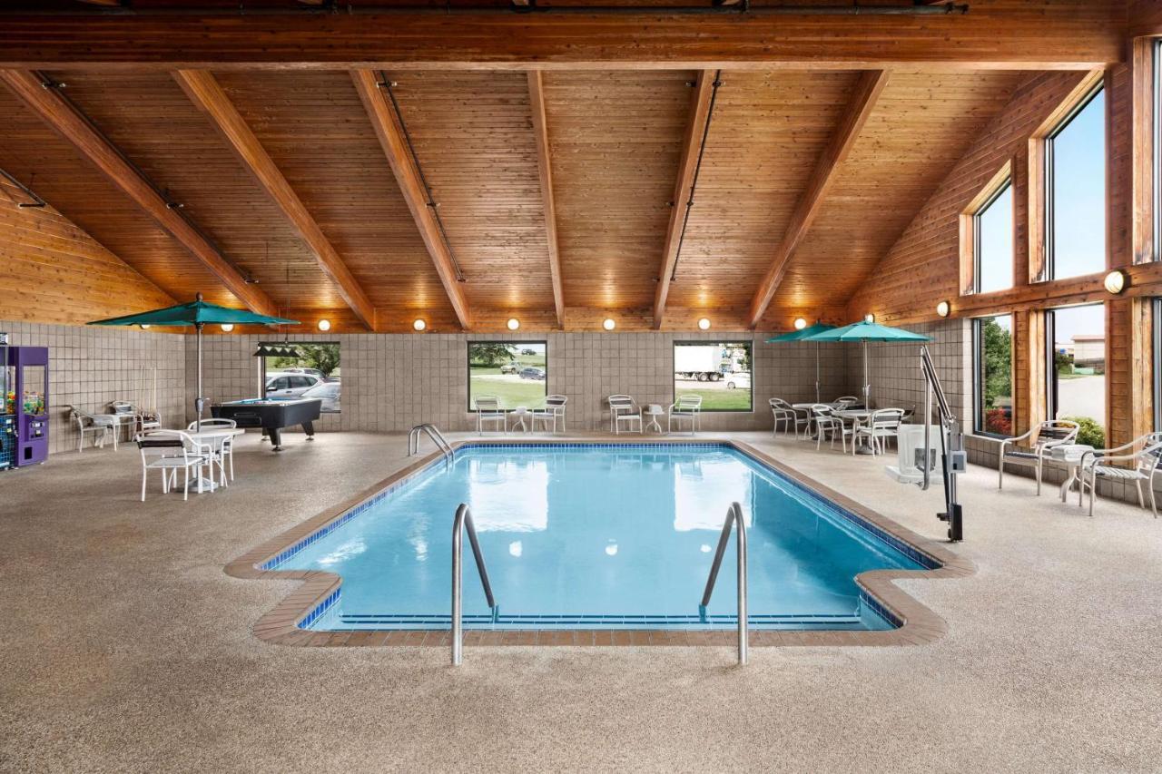 Americinn By Wyndham Sauk Centre Zewnętrze zdjęcie